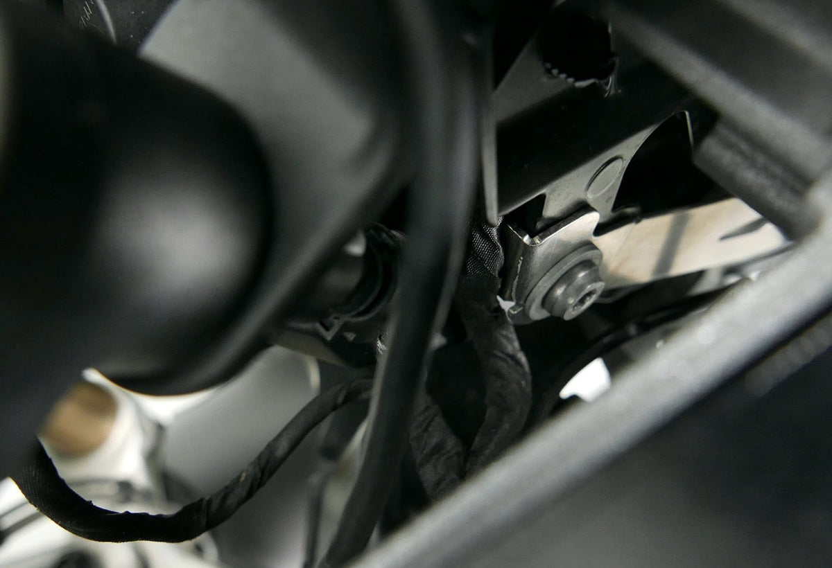 Head Light Guard - Mesh Aluminum / Stainless - BMW R1250GS & ADV / R1200GS & ADV, 2013-ON (WATER COOLED)